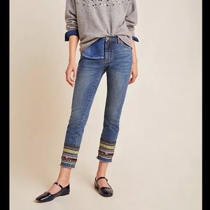 🔹Anthropologie Pilcro Embroidered Straight Leg Jeans